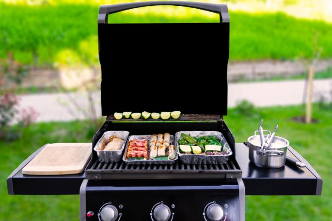Переваги газових грилів порівняно з вугільними