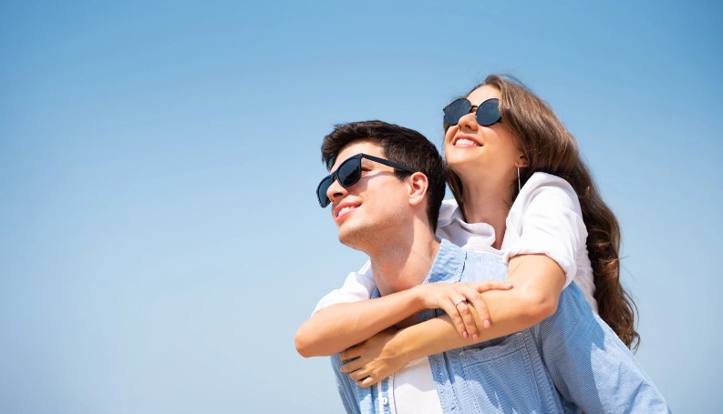 какие солнцезащитные очки подходят к круглому лицу